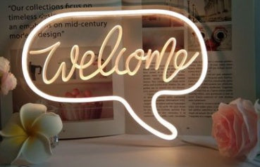Aurelia – LED Neonlicht met Acryl Achterpaneel voor Kamerversiering