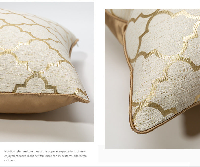 Marisol – Diamantvormige Champagne Gouden Kussenhoes