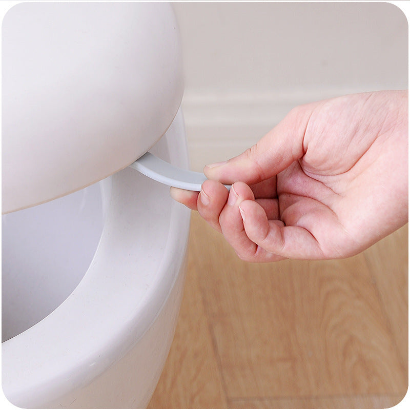 Amara – Draagbare Toiletdekselcover met Flip-handvat