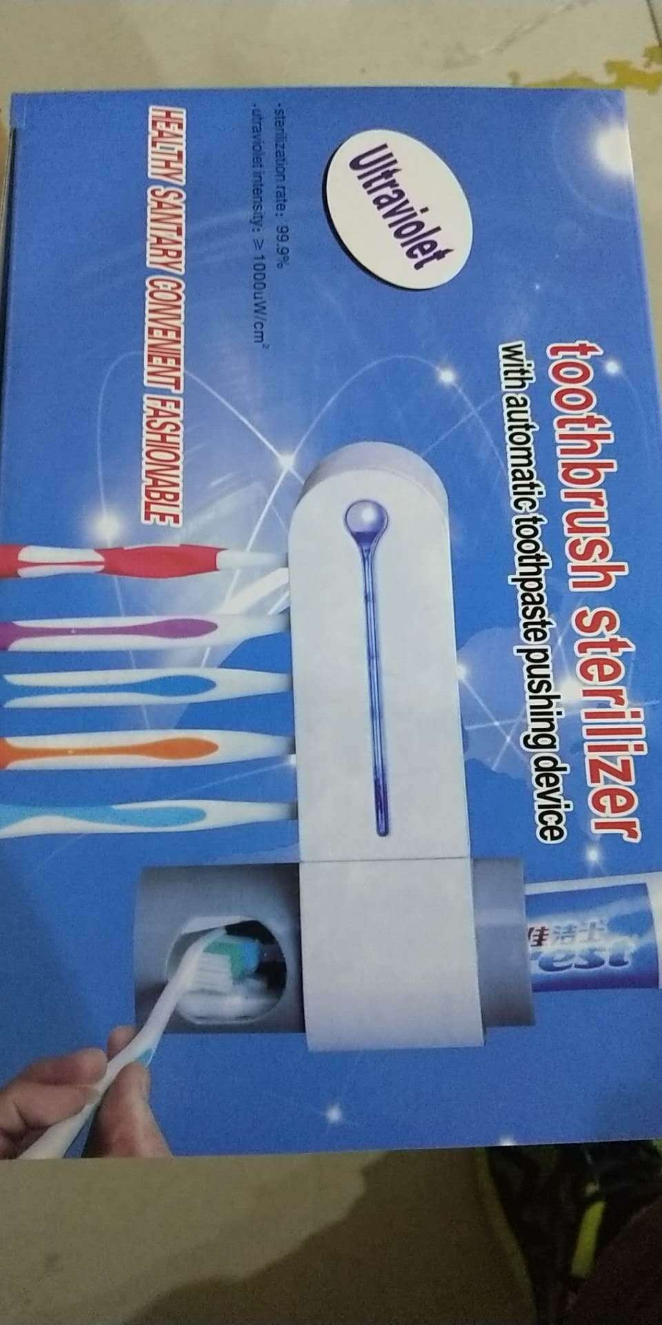 Rosalind – Automatische Tandborstelhouder met UV-desinfectie