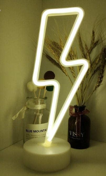 Alaric – Decoratieve Neonlamp voor een Betoverende Sfeer