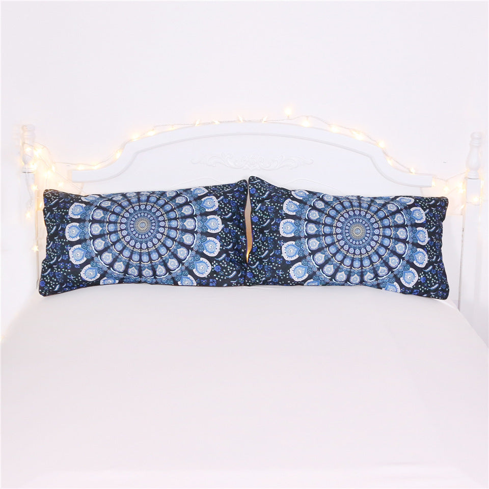Vivienne – Blauw Pauwen Beddengoed
