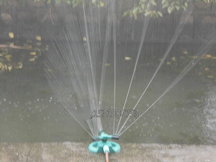 360° Roterende Tuinsproeier – 3-Armige Instelbare Besproeiingssysteem voor Gazon & Tuin