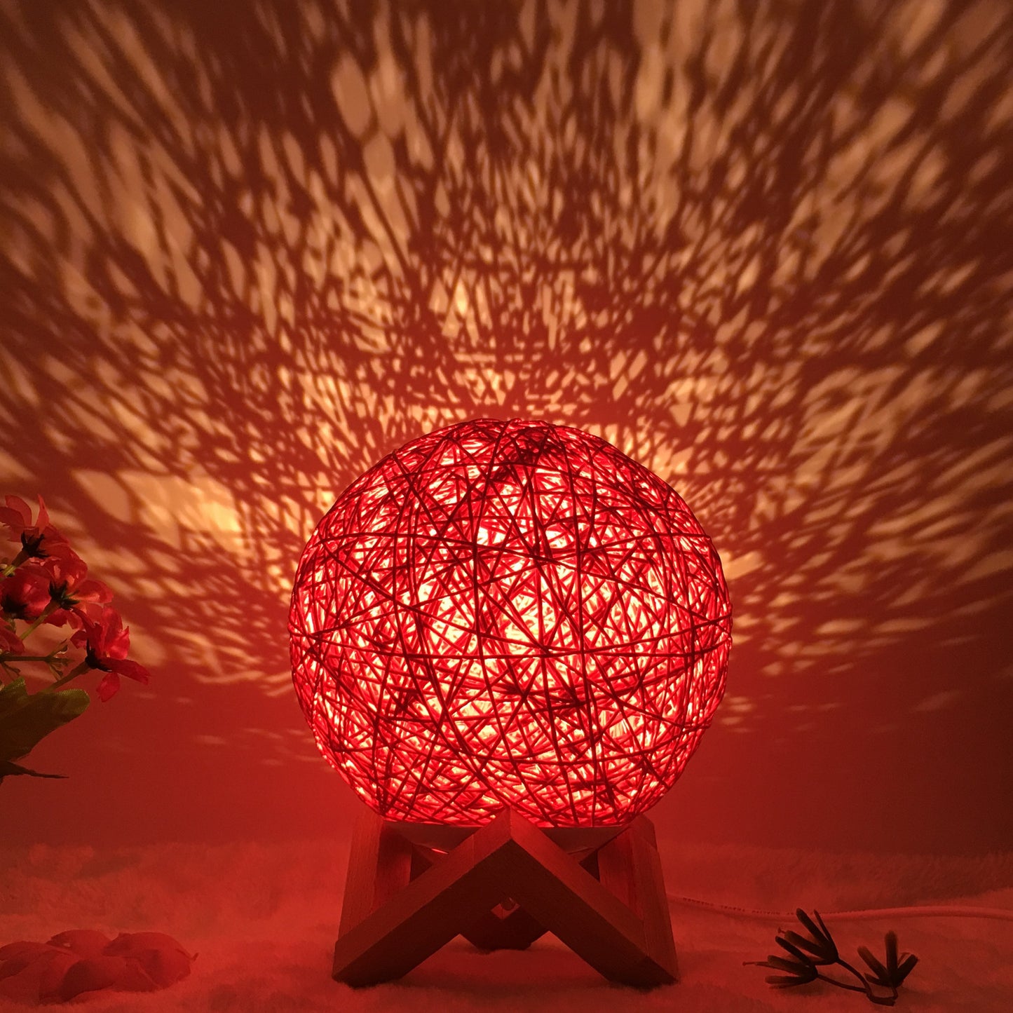 Cassius – Unieke LED Tafel Lamp met Riet Bollen en Afstandsbediening