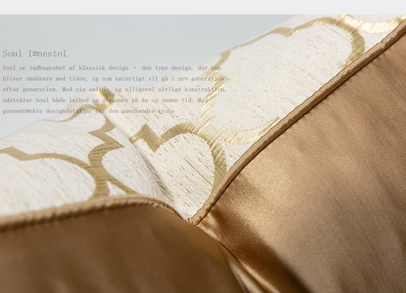 Marisol – Diamantvormige Champagne Gouden Kussenhoes