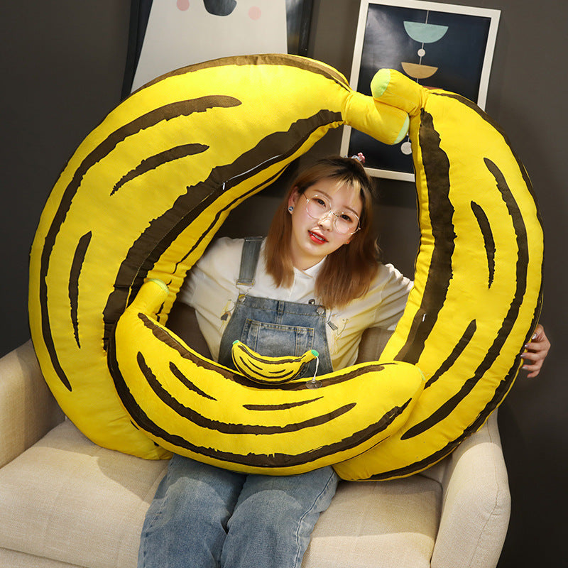 Lysander – Plush Banana Kussen