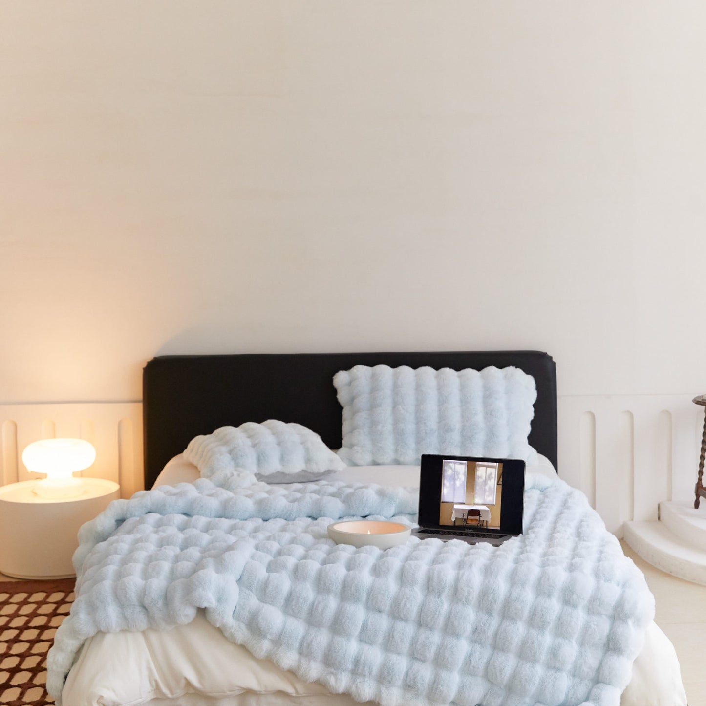 Vivienne – Luxe Sofa Deken van Konijnenhaar