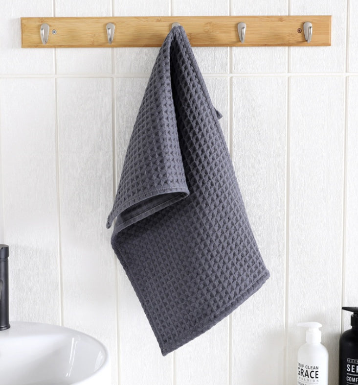 Brio – Sneldrogende Badhanddoek van 100% Katoen