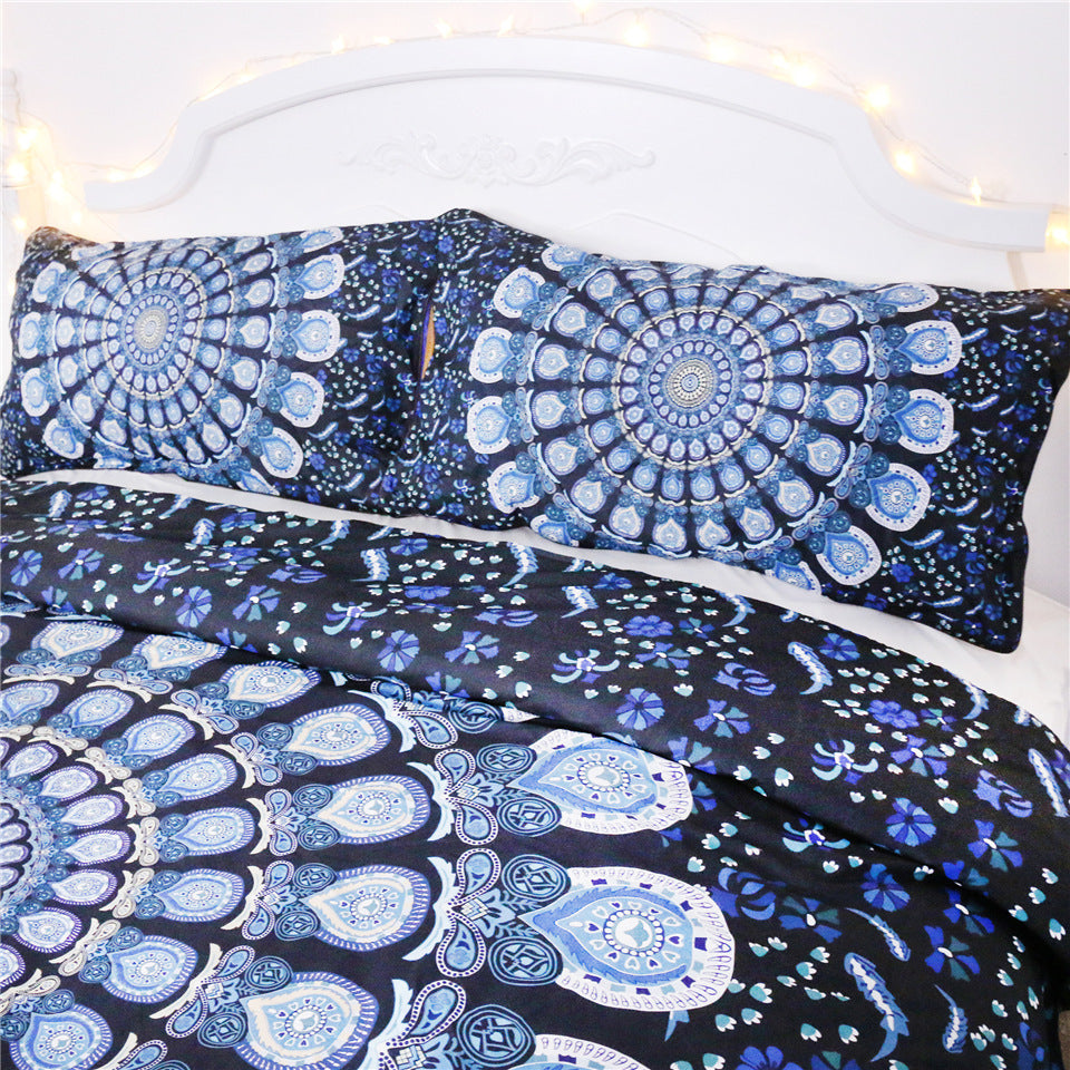 Vivienne – Blauw Pauwen Beddengoed