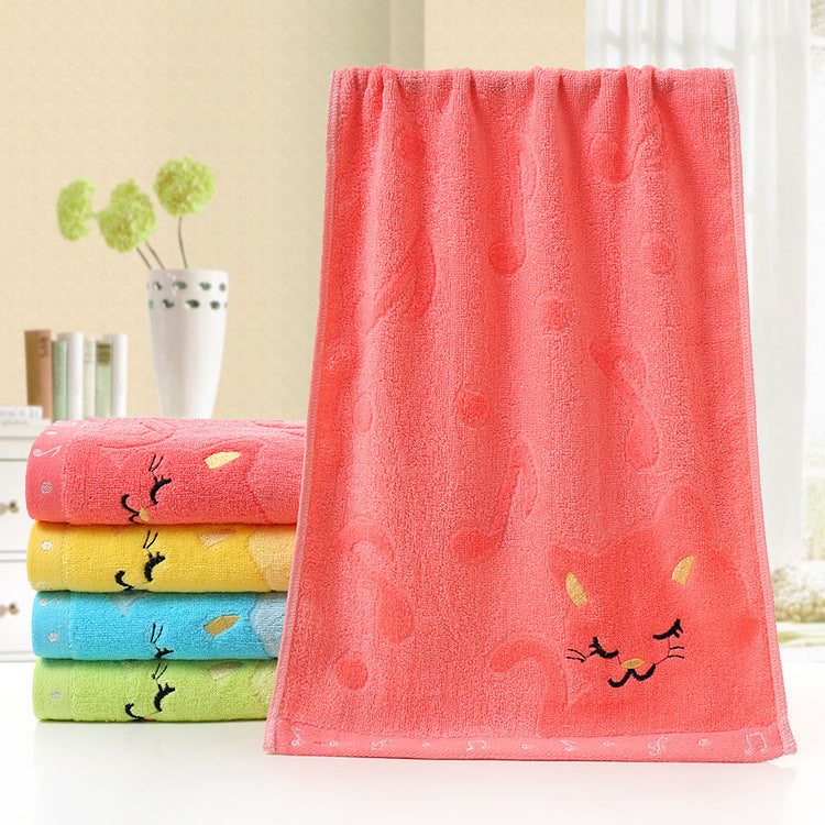 Coralie – Kindertroostdoek van Bamboevezel met Jacquard Borduursel van een Kat