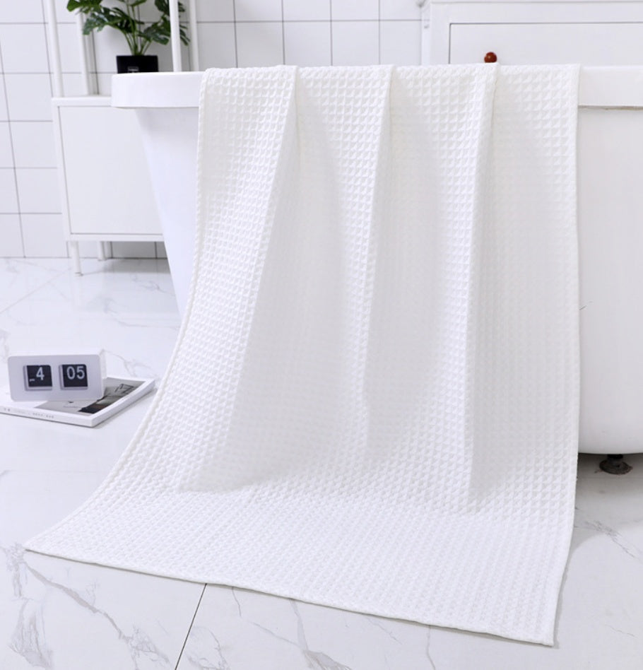 Brio – Sneldrogende Badhanddoek van 100% Katoen