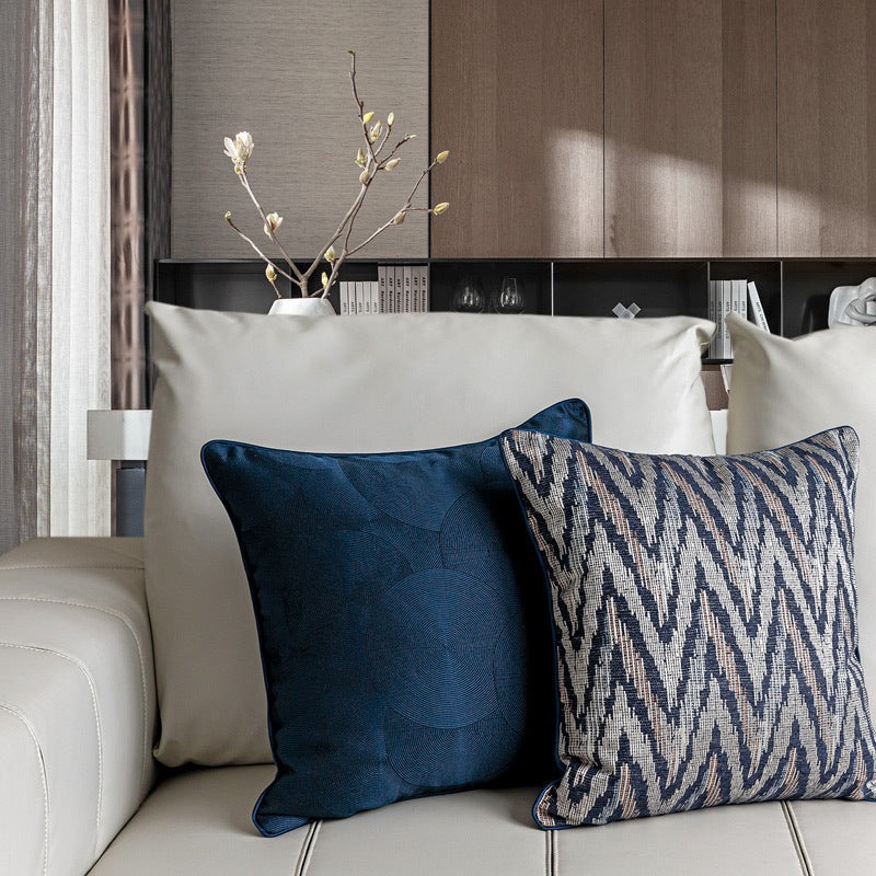 Dahlia – Modern Minimalistisch Kussen voor de Woonkamer