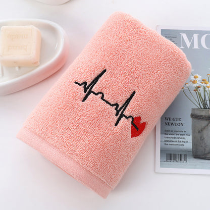 Ophelia – Dikke Absorberende Katoenen Geborduurde Handdoek