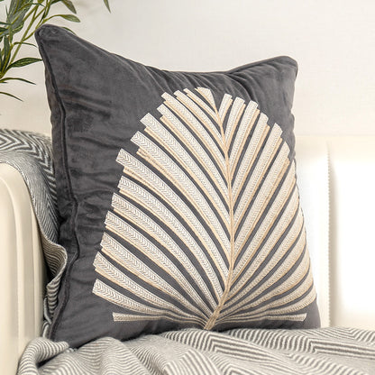 Elowen – Modern en Luxe Kussen met Bladmotief van Nederlandse Flanel
