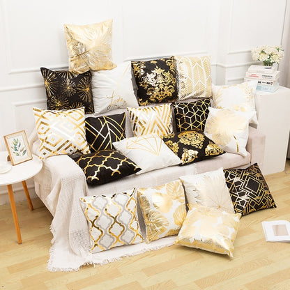 Indigo – Elegante Witte en Gouden Decoratieve Kussenhoezen