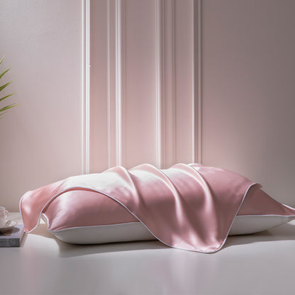 Celeste – Luxe Kussensloop van IJszijde
