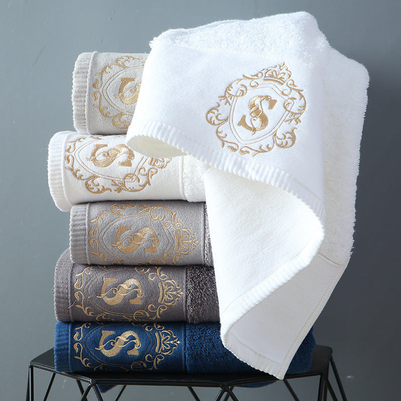 Aurelia – Luxe Versterkte Katoenen Handdoek