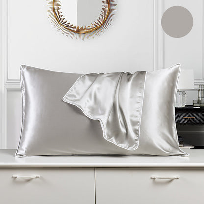 Celeste – Luxe Kussensloop van IJszijde