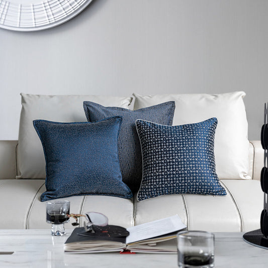 Dahlia – Modern Minimalistisch Kussen voor de Woonkamer