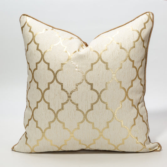 Marisol – Diamantvormige Champagne Gouden Kussenhoes