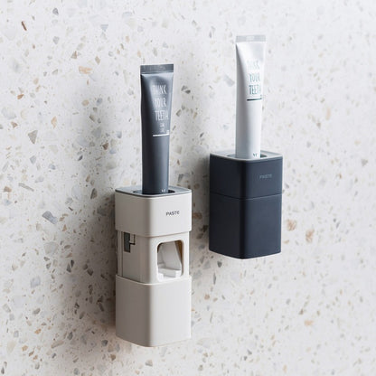 Sable – Automatische Tandpasta Dispenser met Zelfklevende Stoffen en Stofvrije Afdekking