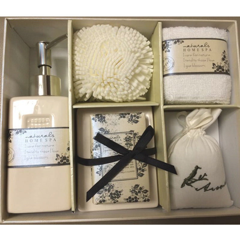 Florian – Vijfdelige Badkameraccessoires Set in Aardewerk