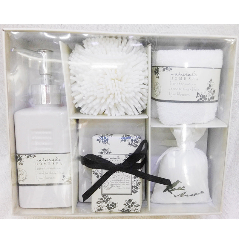 Florian – Vijfdelige Badkameraccessoires Set in Aardewerk