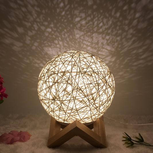 Cassius – Unieke LED Tafel Lamp met Riet Bollen en Afstandsbediening