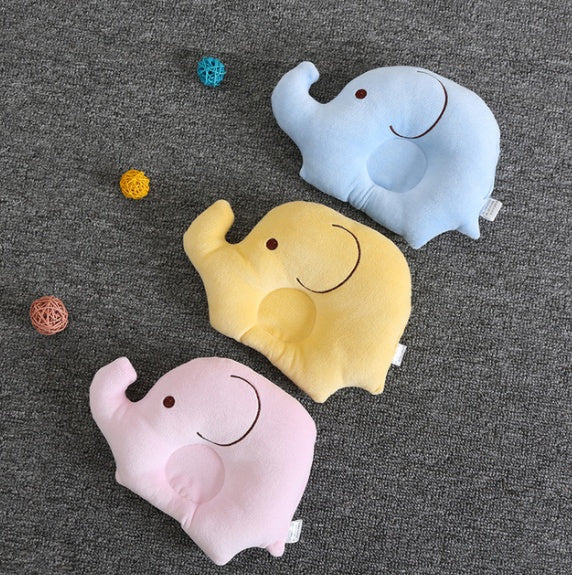 Aurelia – Schattig Baby Olifantenkussen van Fluweel