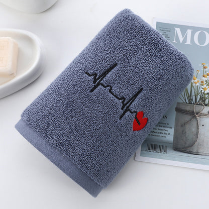 Ophelia – Dikke Absorberende Katoenen Geborduurde Handdoek